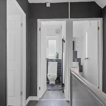 Modern 4 Bed Pass The Keys Дом отдыха Уайтхейвен